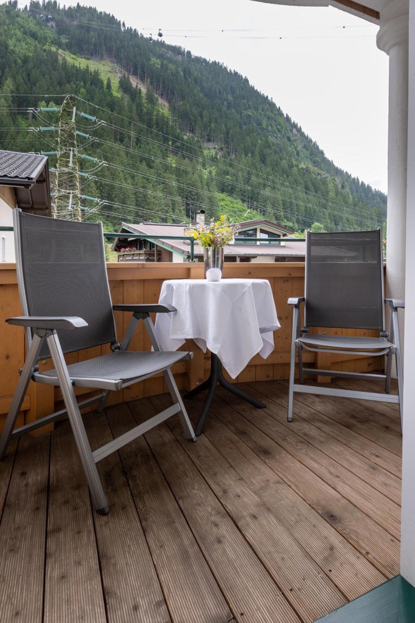 Hotel St. Georg مايرهوفن المظهر الخارجي الصورة