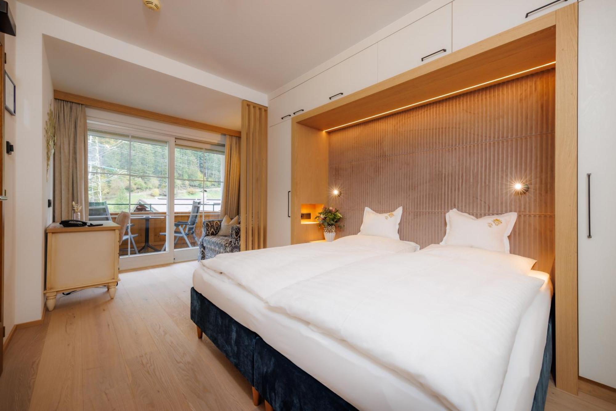 Hotel St. Georg مايرهوفن المظهر الخارجي الصورة