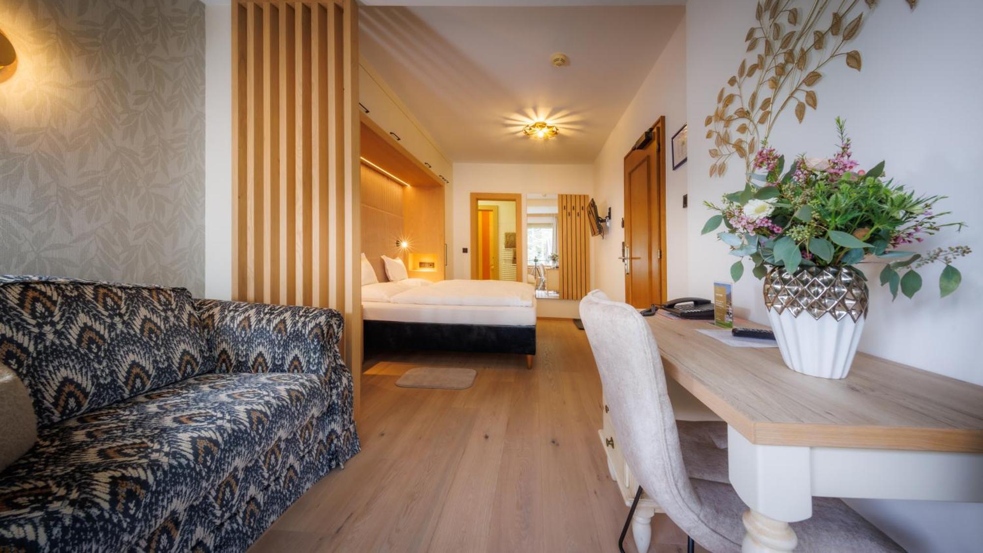 Hotel St. Georg مايرهوفن المظهر الخارجي الصورة